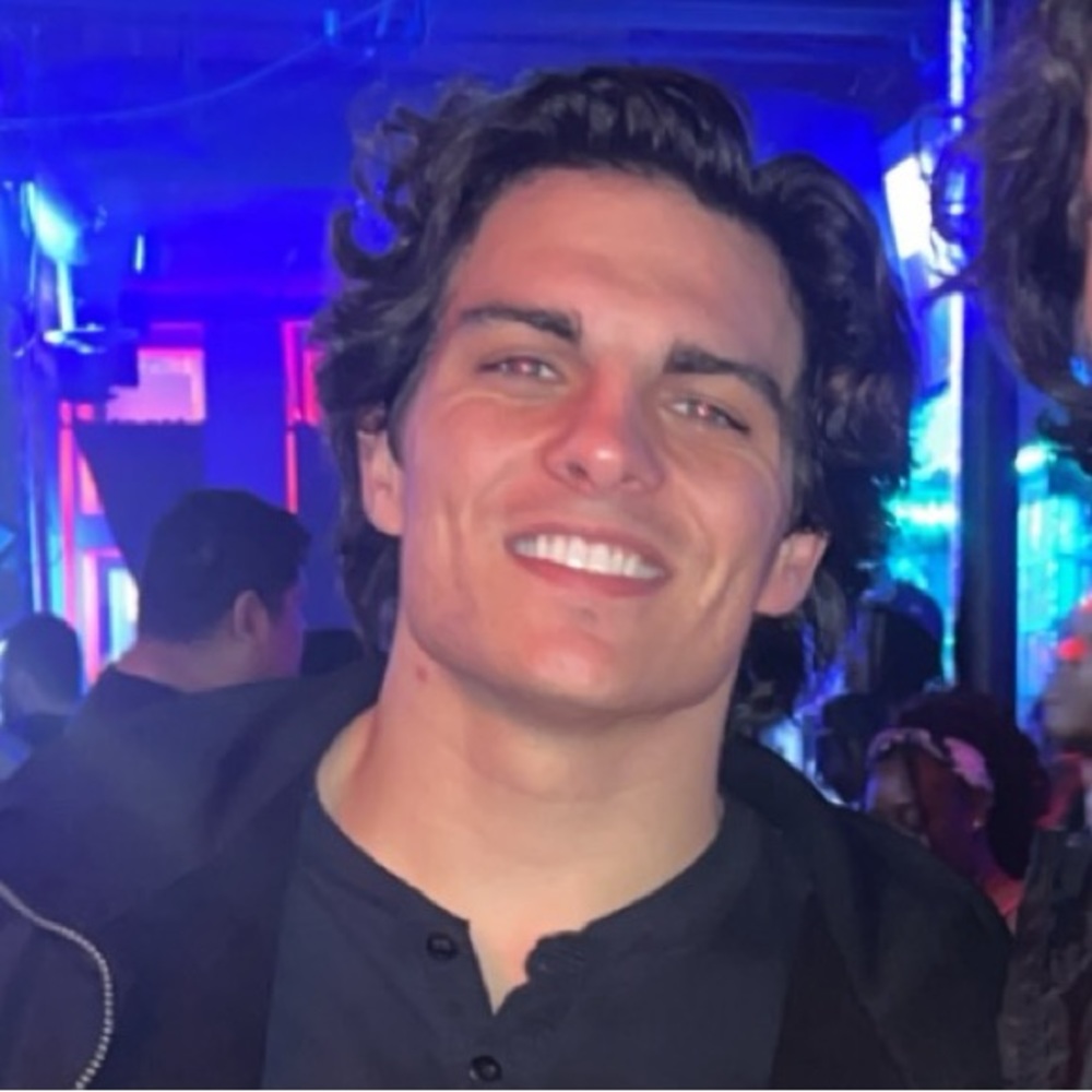 Meet your Posher, Daniel